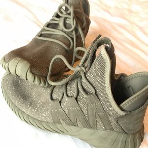 Navy Green Adidas Knit Sneakers (Size 6)